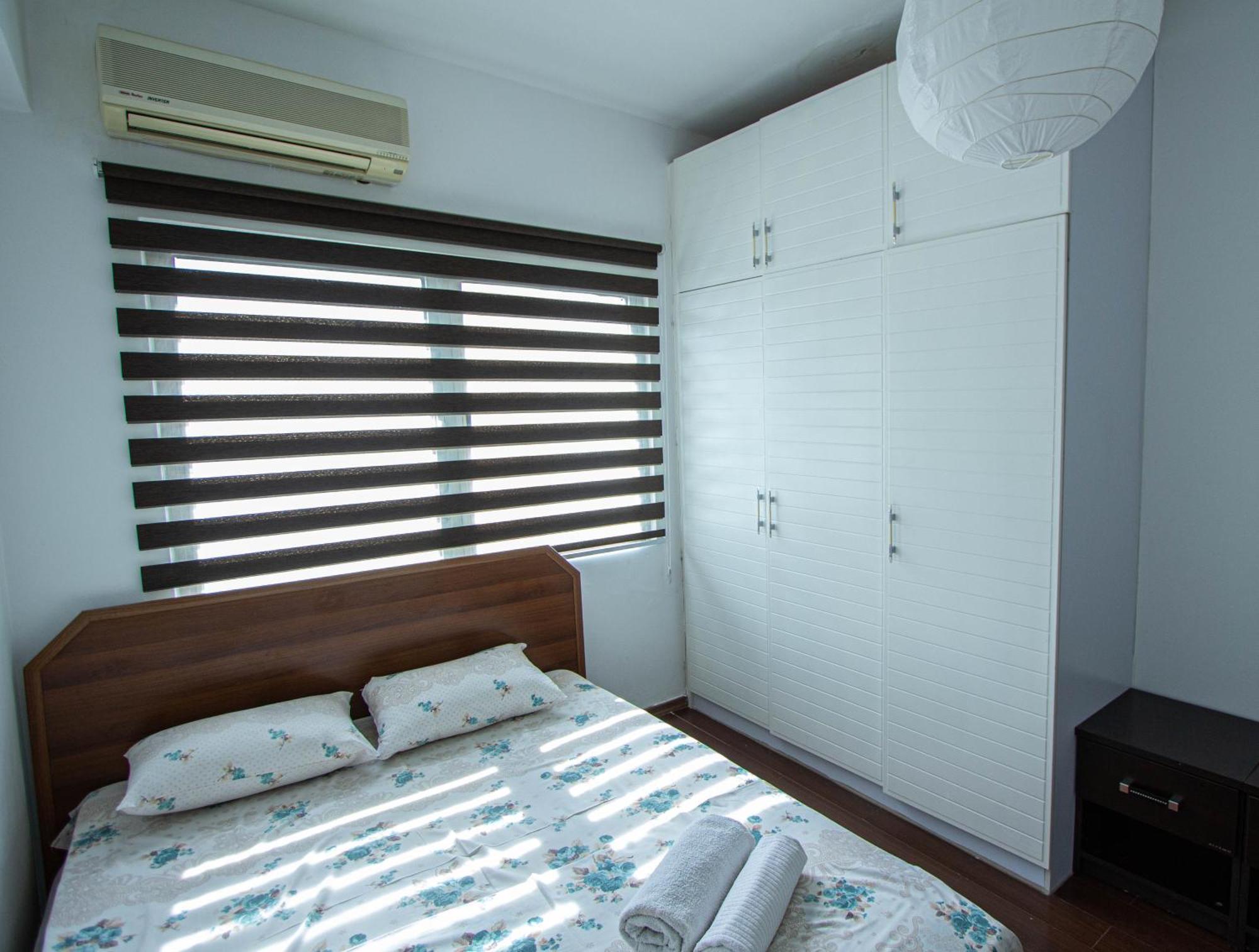 Rix Apartments Кирения Екстериор снимка